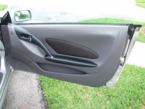 2001 Toyota Celica GT Hatchback 2-Door 1.8L Cheap,Reliable .No reserve auction, image 9