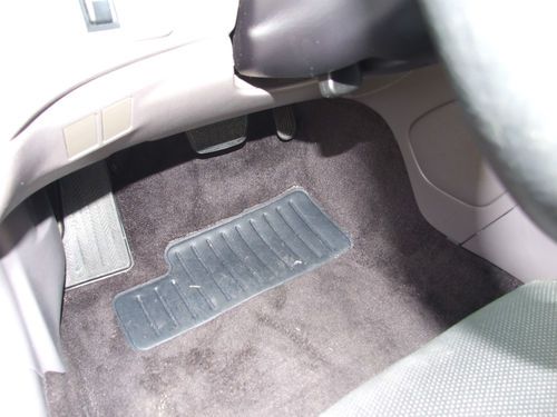 2001 Toyota Celica GT Hatchback 2-Door 1.8L Cheap,Reliable .No reserve auction, image 18