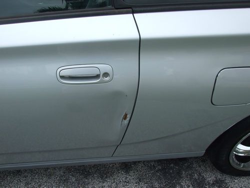 2001 Toyota Celica GT Hatchback 2-Door 1.8L Cheap,Reliable .No reserve auction, image 21