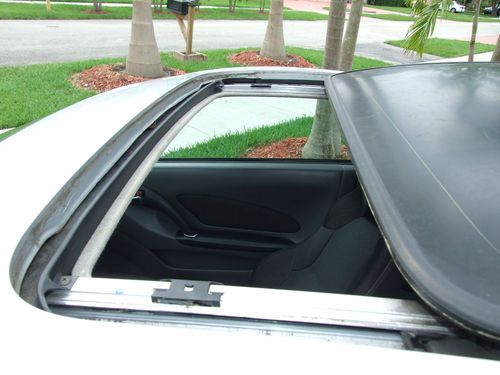 2001 Toyota Celica GT Hatchback 2-Door 1.8L Cheap,Reliable .No reserve auction, image 23