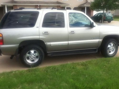2001 chevrolet tahoe lt suv sport utility 4-door 5.3l
