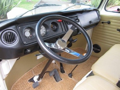 CLEAN-CLEAN 1971 CREW CAB, image 11