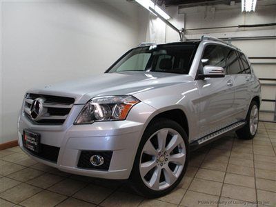 2010 mercedes benz glk350 4matic awd panoramic roof, 20 inch wheels, and more !!