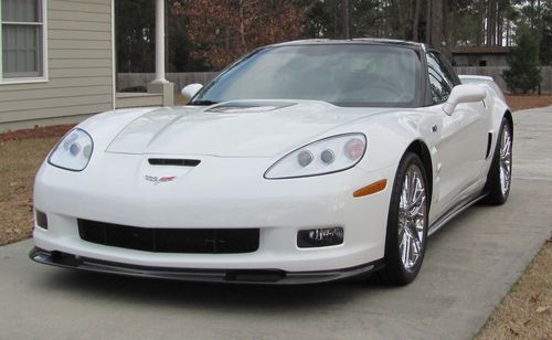 2010 chevrolet corvette zr1 coupe 2-door 6.2l