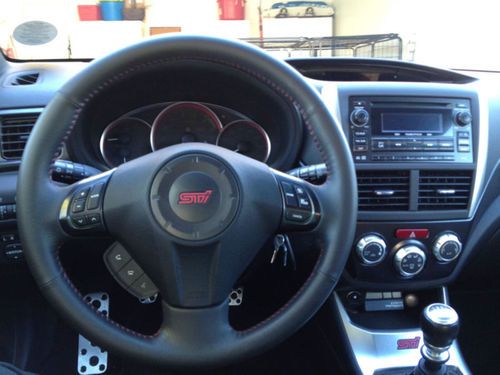 2011 Subaru Impreza STI Low Mileage Superb Cond, image 3