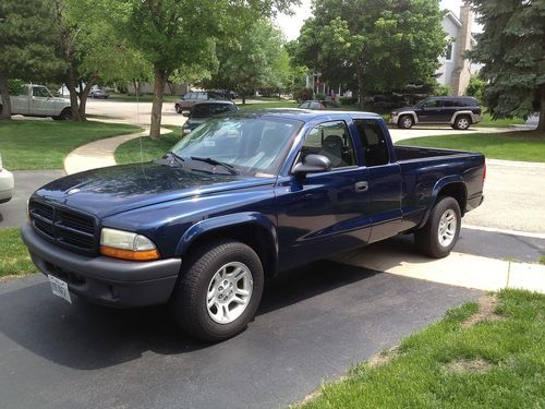 2003 dodge dakota sxt pickup truck 2dr 6-1/2 ft. bed