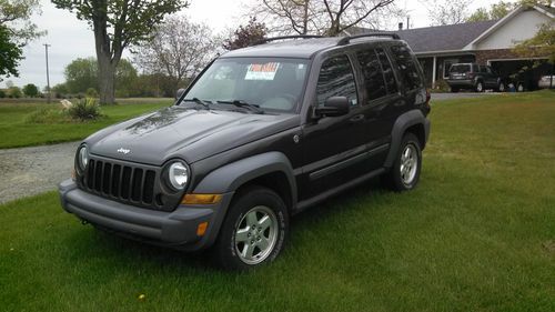 2005 jeep liberty sport utility 4-door 3.7l