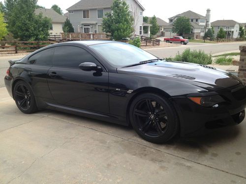 2007 bmw m6 black with carbon fiber