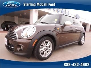 Mini cooper hardtop a/c am/fm/cd automatic trans cruise cntrl 37 mpg highway!