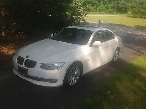 2011 bmw 328 x drive 11 k miles beautiful 1/2 price