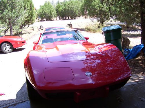 1975 chevrolet corvette stingray convertible 2-door 5.7l