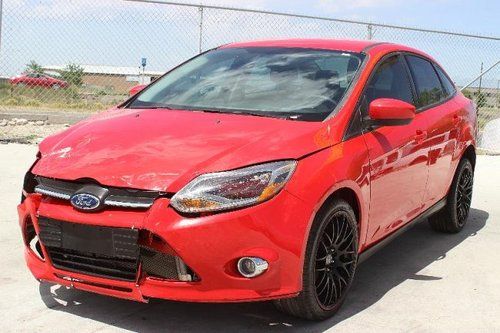 2012 ford focus damadge repairable rebuilder fixer only 13k miles runs!!!