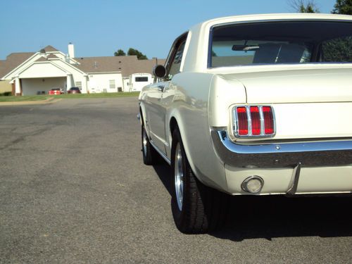 1966 Ford Mustang Coupe, image 15