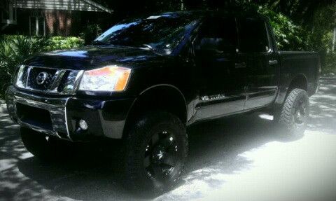 2010 nissan titan se extended cab pickup 4-door 5.6l