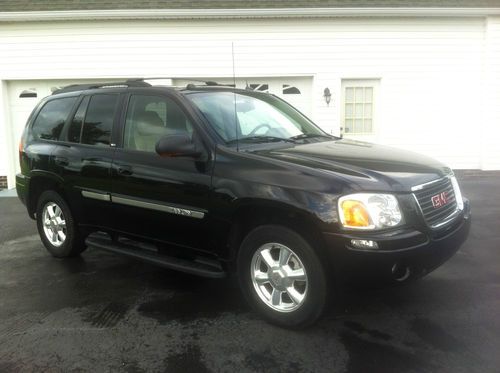 1 owner 2005 gmc envoy slt 2wd loaded. extra clean !