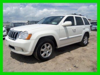 2010 laredo 3.7l v6, navi, back up cam, boston sound, leather, moonroof we ship!