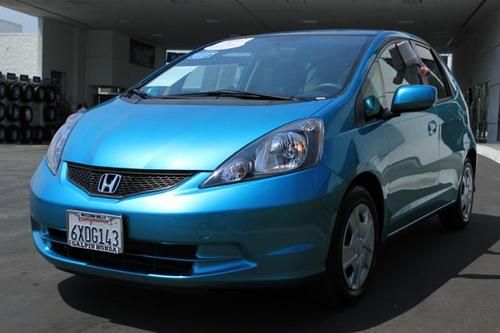 2012 honda fit base hatchback 4-door 1.5l- carfax 1-owner, great miles 6,559!