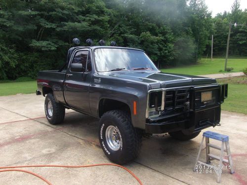 Chevy 4 wheel drive, 6" lift kit, winch, brush gaurd, roll bars, monster truck