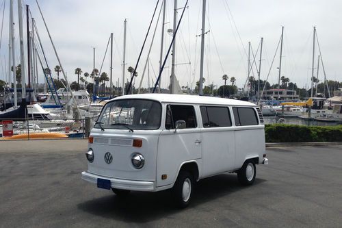 Volkswagen bus, baywindow, original california walk through bus, clean title