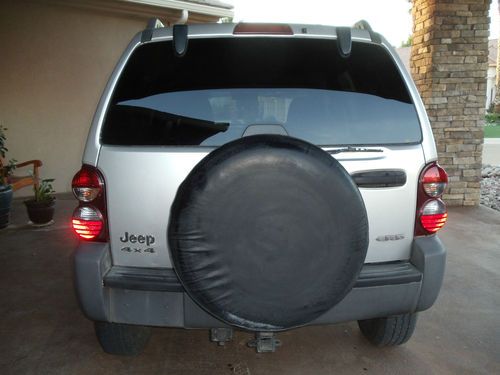 2006 Jeep Liberty Sport Sport Utility 4-Door 2.8L, US $8,250.00, image 3