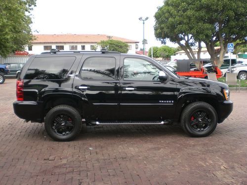 2008 chevy tahoe z71 4x4 / 85k mi / fully loaded !!!