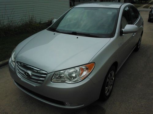 2010 hyundai elantra se sedan 4-door 2.0l