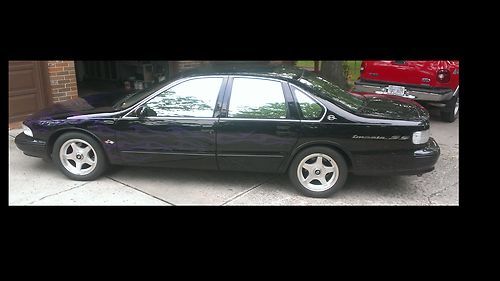 96 1996 chevy chevrolet impala ss black 31k original miles - lots of custom work