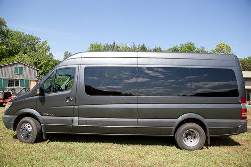 2008 customized sprinter diesel window van