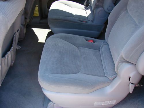 2004 Toyota Sienna LE V6 FWD 1 owner 123,000 miles NO RESERVE, image 18