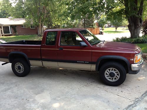 1993 dodge dakota le pickup truck ~ 4x4 v-8 automatic/air cond