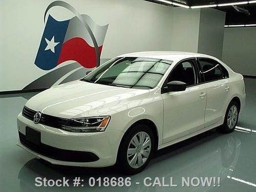 2011 volkswagen jetta sedan 5-spd cd audio only 39k mi texas direct auto