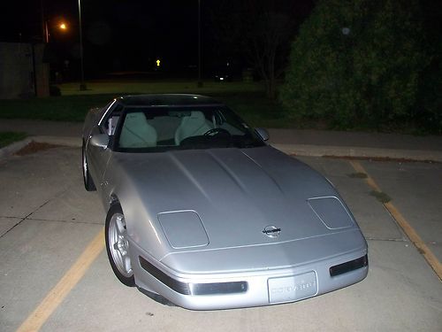 1996 Chevrolet Corvette Collector's Edition Hatchback 2-Door 5.7L, US $14,995.00, image 2