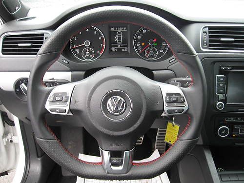 2012 VW Jetta Sedan 2.0; 4 Cylinder Engine! Great Fuel Economy! ONE OWNER, image 17