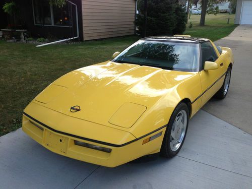 1988 chevrolet corvette  64,677 miles, 5.7l, 4+3 manual, yellow,  1 of 578 built
