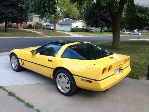 1988 Chevrolet Corvette 64,677 miles, 5.7L, 4+3 manual, yellow, 1 of 578 built, image 4