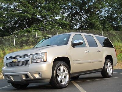 Chevrolet suburban 2008 ltz edition 5.3 2wd loaded with toys low reserve set a+