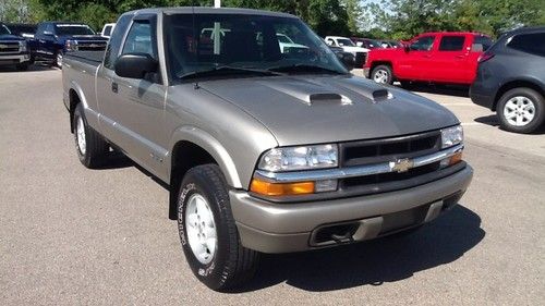 2001 chevrolet s-10 ls