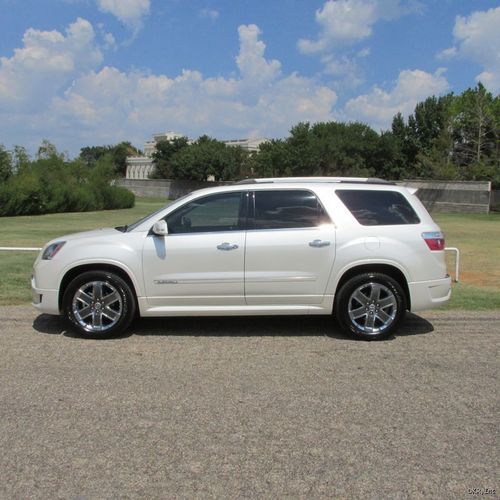 2011 acadia denali pearl white/tan lthr nav roof tv quads 20's immaculate