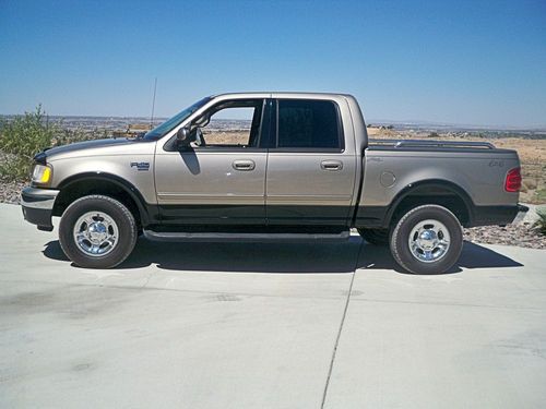 ***2001 f150*-lariat supercrew* immaculent 4x4* 117,000 mi perfect mech&amp; body***