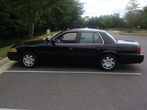 2001 ford crown victoria police interceptor sedan 4-door 4.6l 142k miles- blk