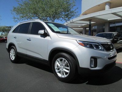 2014 silver automatic 2.4l 4-cylinder miles:3k suv