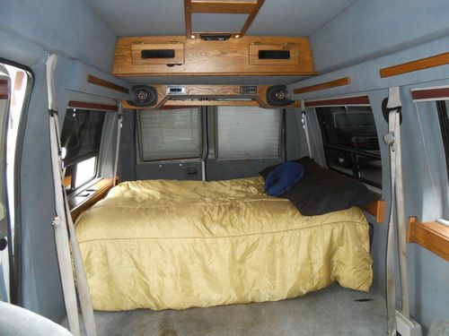 1994 Ford econoline e150 conversion van #2