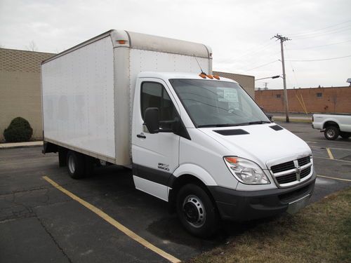 2007 dodge sprinter 3500 box  3.0  turbo diesel 17 mpg