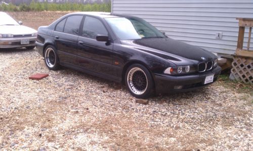 Black on black e39 528i sport 5-speed