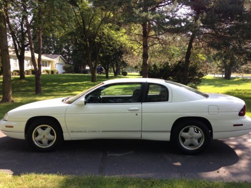 1998 chevrolet monte carlo ls coupe 2-door 3.1l