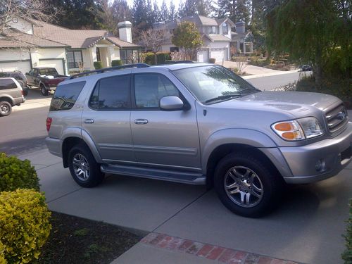2003 toyota sequoia limited  4.7l - 4x4 95000 miles only!
