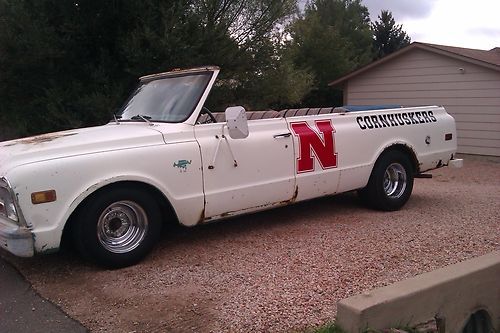 1968 chevy c-10 tuburban suburban convertible tailgating party wagon patina