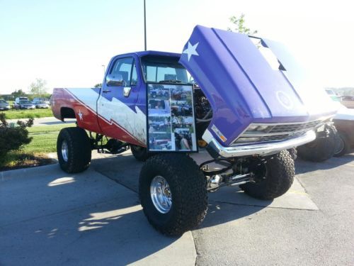 1984 CHEVY 3/4 TON 4X4 MONSTER TRUCK COMMERCIAL TRUCK AMERICA, image 2