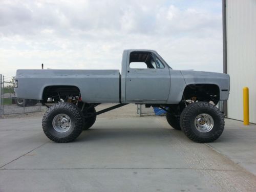1984 CHEVY 3/4 TON 4X4 MONSTER TRUCK COMMERCIAL TRUCK AMERICA, image 5