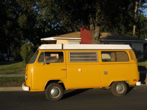 1976 volkswagen vw westfalia camper bus garaged california bus, near finished.